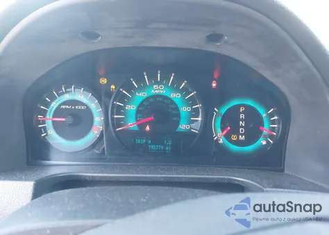 2010 Ford Fusion Se z USA, uszkodzony, nr VIN 3FAHP0HGXAR213111